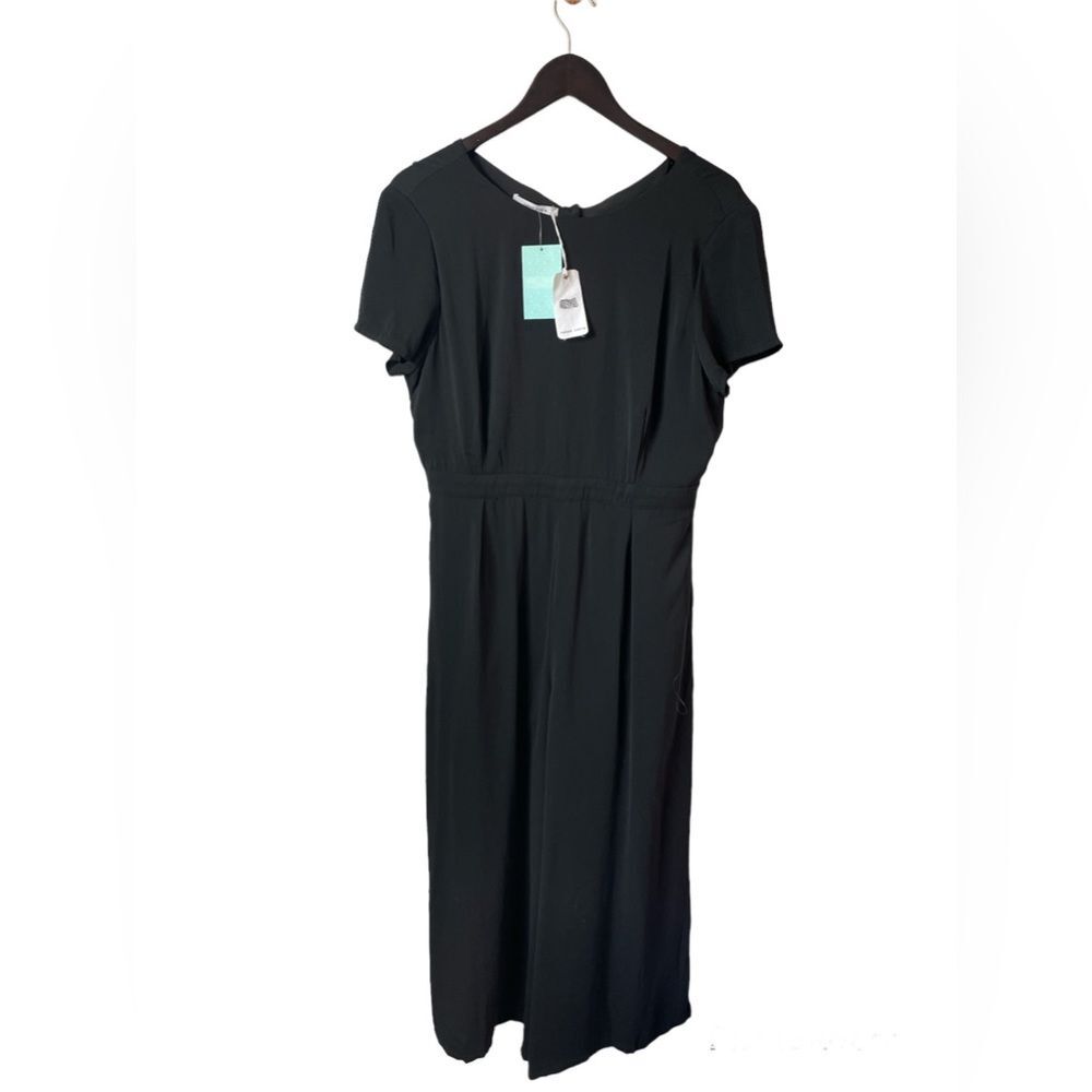 NWT Naked Zebra black Wide Legged Ruched Waist open back Jumpsuit size Large